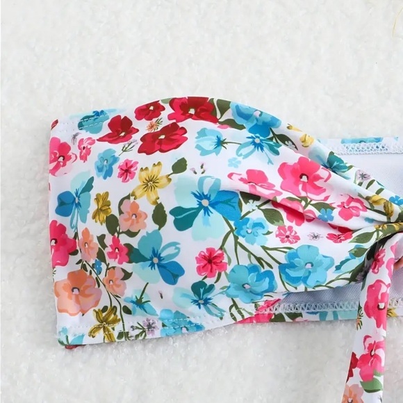 NWOT Floral Strapless Bikini Set - Picture 3 of 4